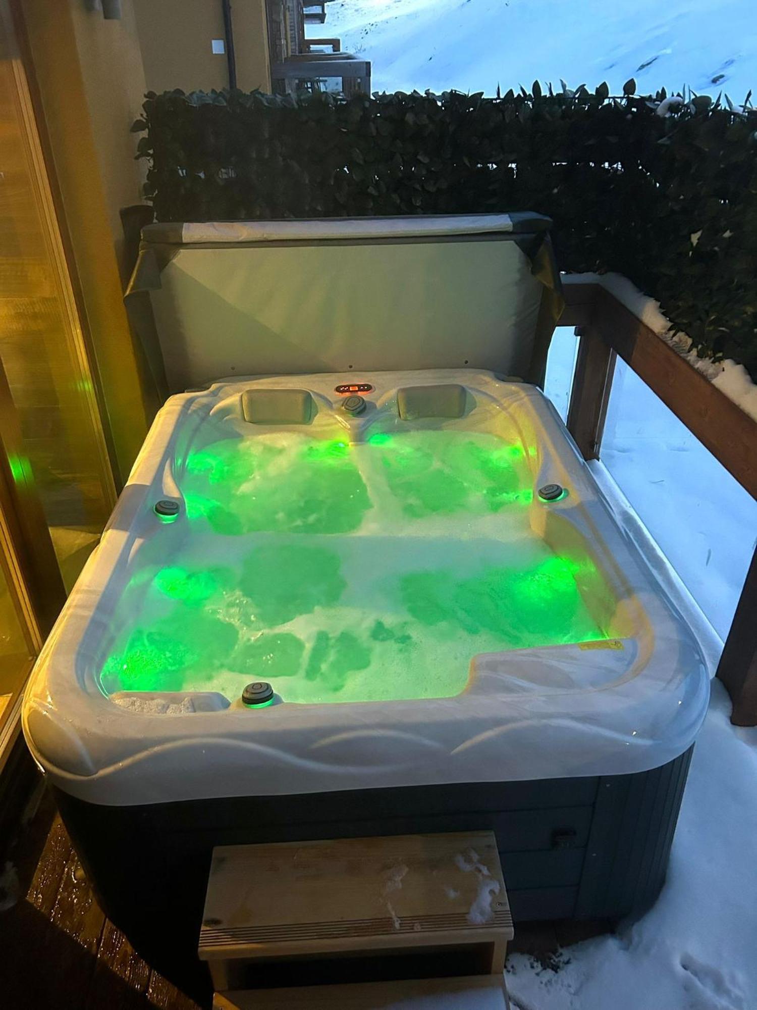 Chalet Jasna Wellness Apartment Maxim Jacuzzi & Sauna Demänovská Dolina Eksteriør bilde